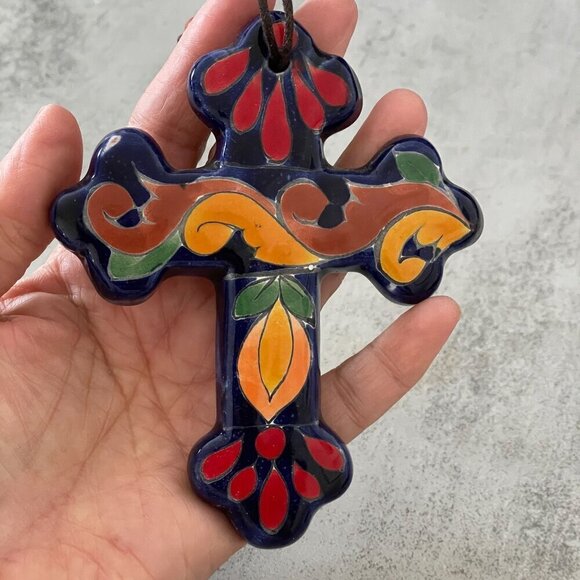Talavera Hand Painted Cross Wall Hang Multicolor Ceramic GTO Guanajuato Mexico - Picture 4 of 9